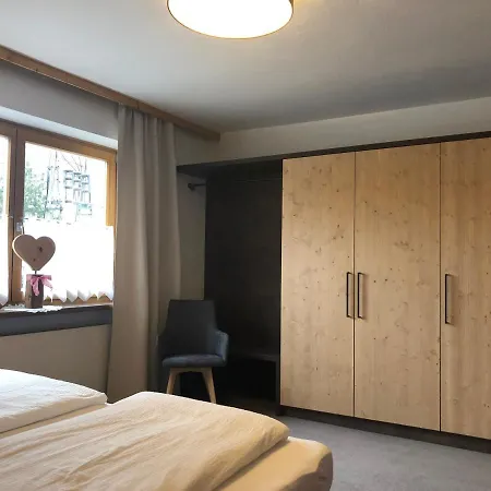 Landhaus Viktoria Apartment *